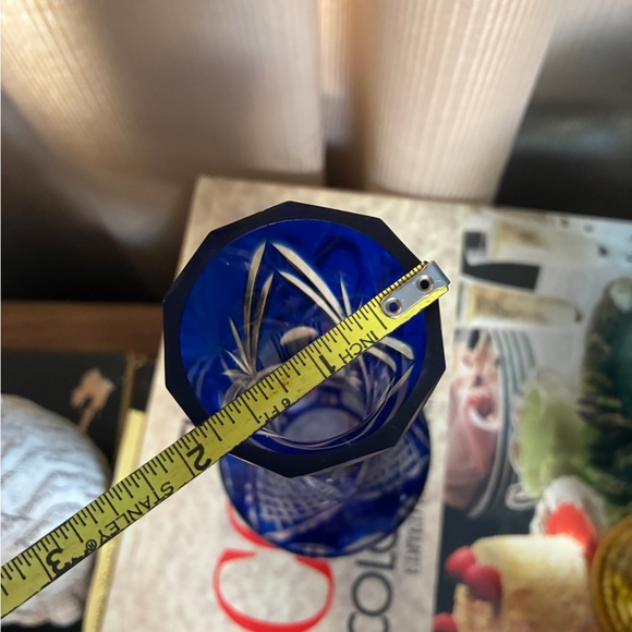 Cobalt Blue Cut to Clear Glass Vase Vintage - Picture 7 of 8
